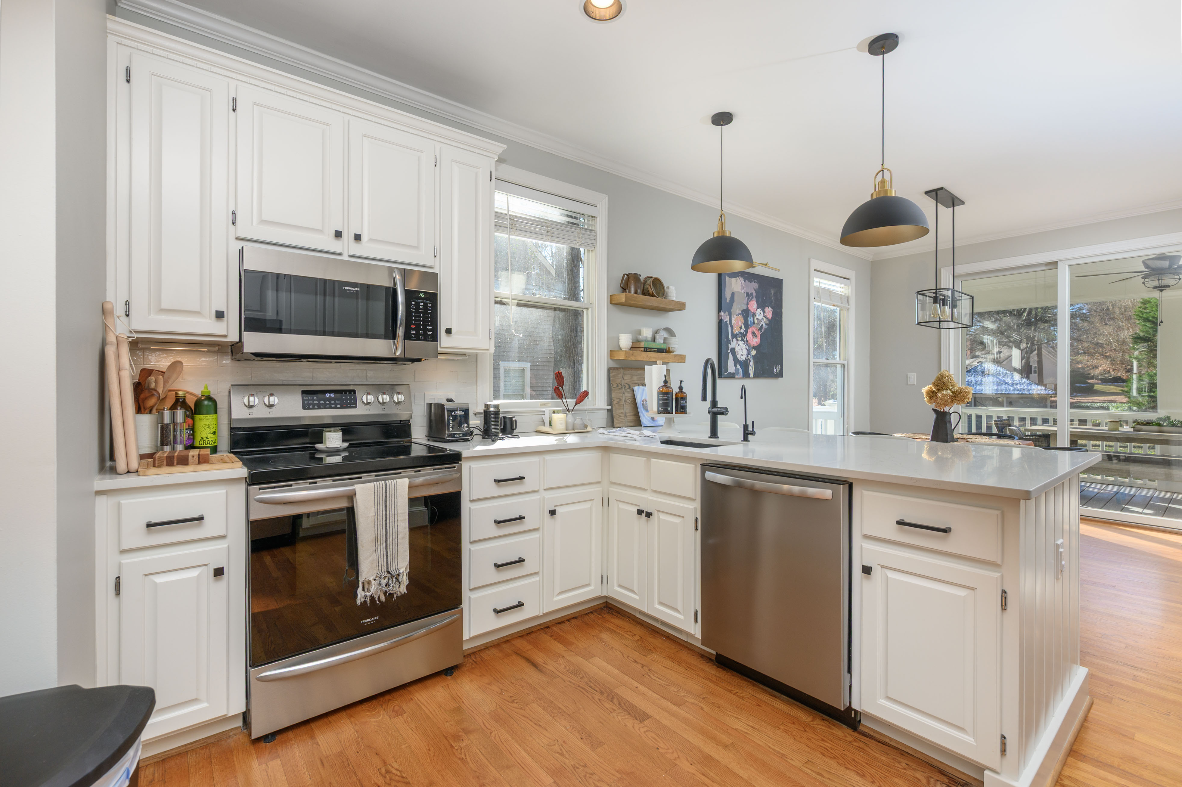 104 Seven Oaks Court image 13